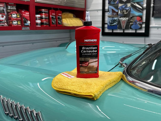 05701 California Gold Brazilian Carnauba Cleaner Liquid Wax - 16 Oz. - Oliver Autosports